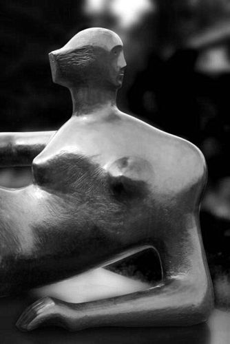 Henry Moore Reclining Figure Angles (1979)